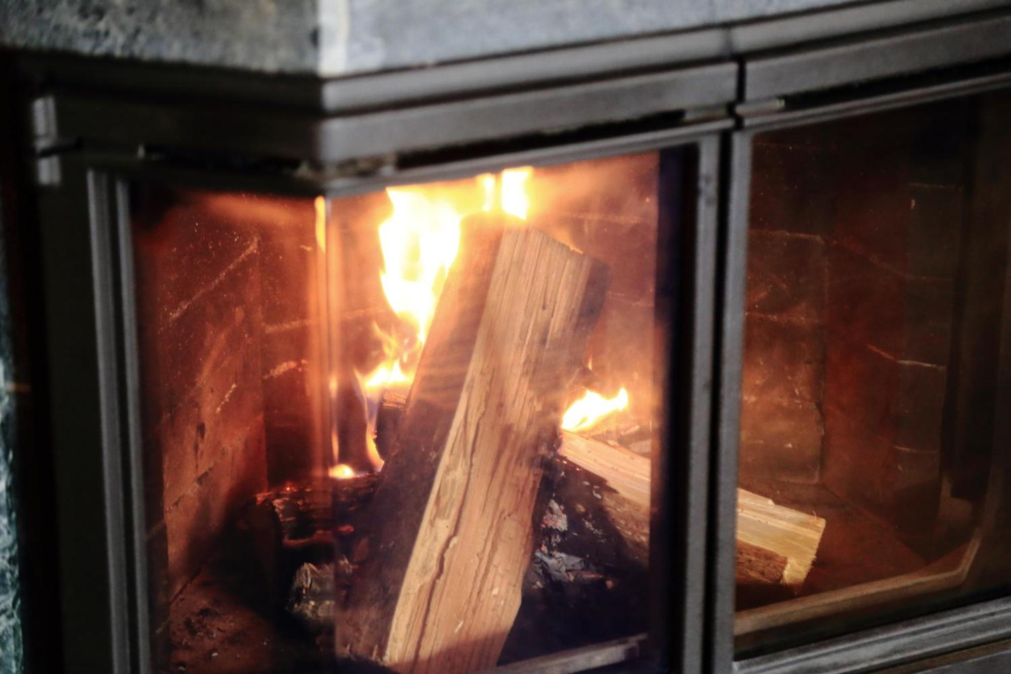 Log Hotel The Maple Lodge Iwamizawa Bagian luar foto